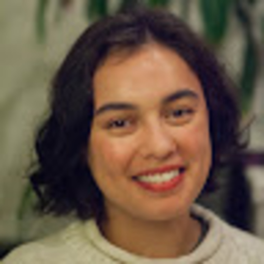 Meet your Posher, Caroline